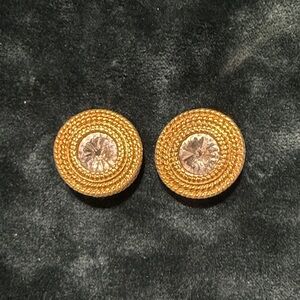 Erwin Pearl Elegant Gold Earrings